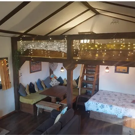 Warriors View Apartment
